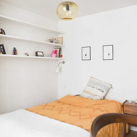 Bright 1 Bedroom - Near Park * Paris